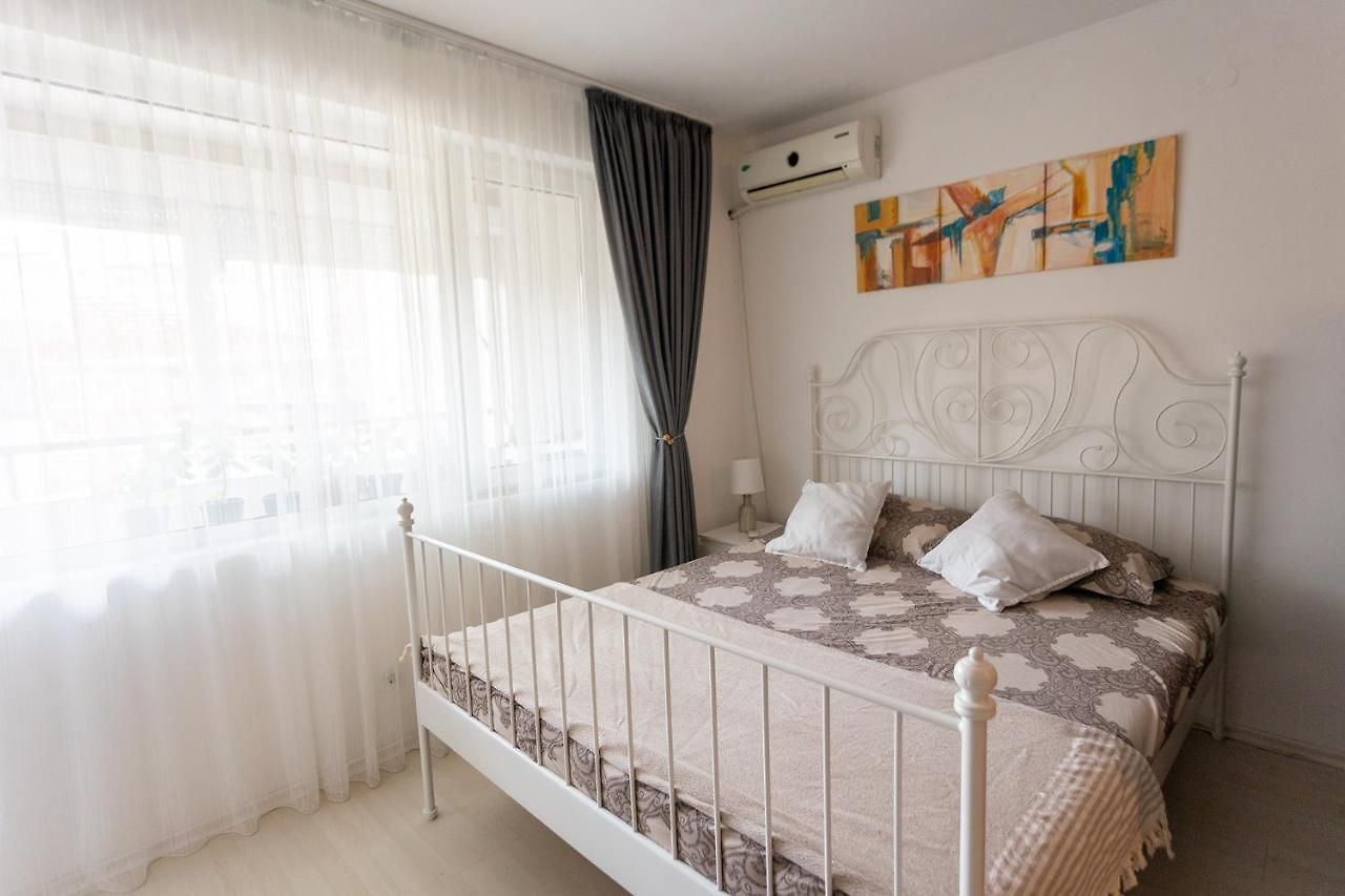 Apartment 1